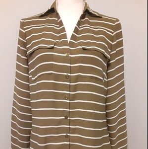 New York & Company Button-down Top Green Small